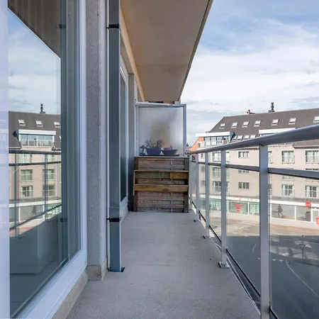 Zandroos Ii / 407 Coxyde